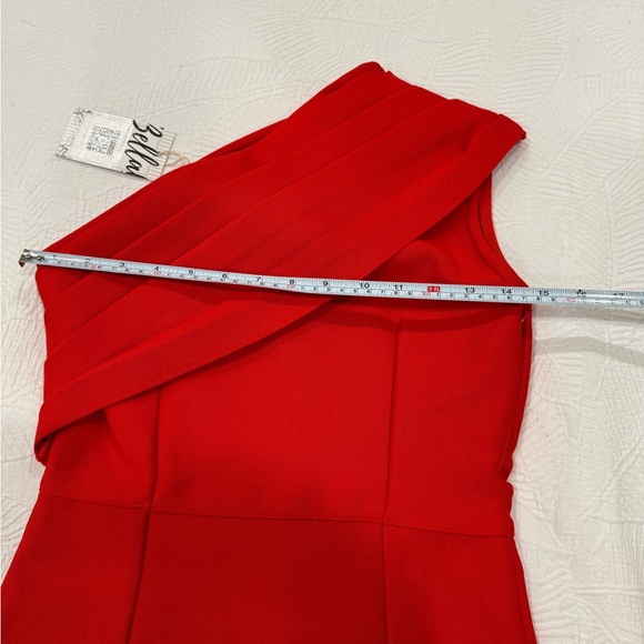 One shoulder dress - Picture 3 of 5